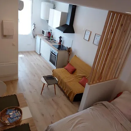 Apartment Charmant-studio